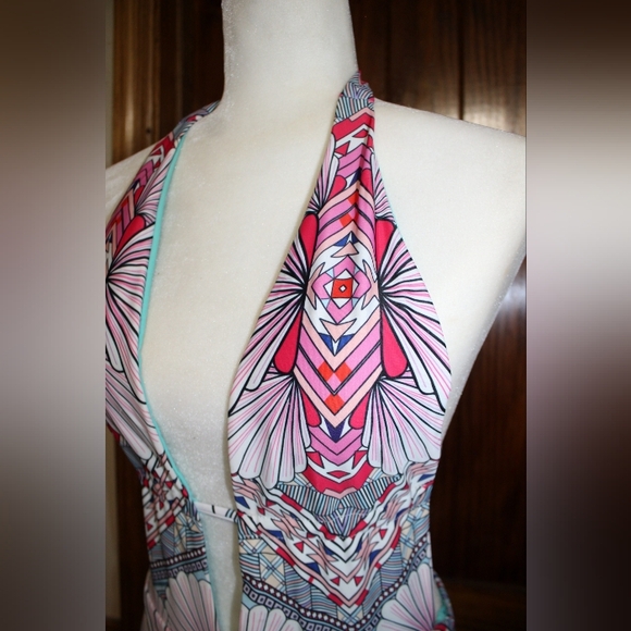 Sexy reversible deep Plunge one piece swimsuit - Picture 8 of 11